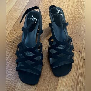LifeStride- Black Strappy Sandals- 8.5 Size